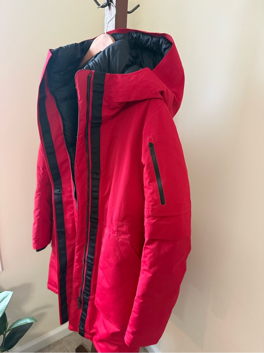 lululemon athletica Black Mesh-Lined Coat - Picture 2 of 6